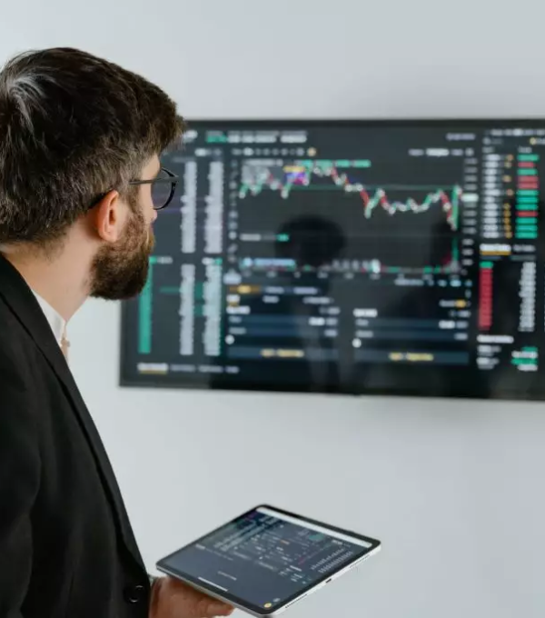 Financial analyst career